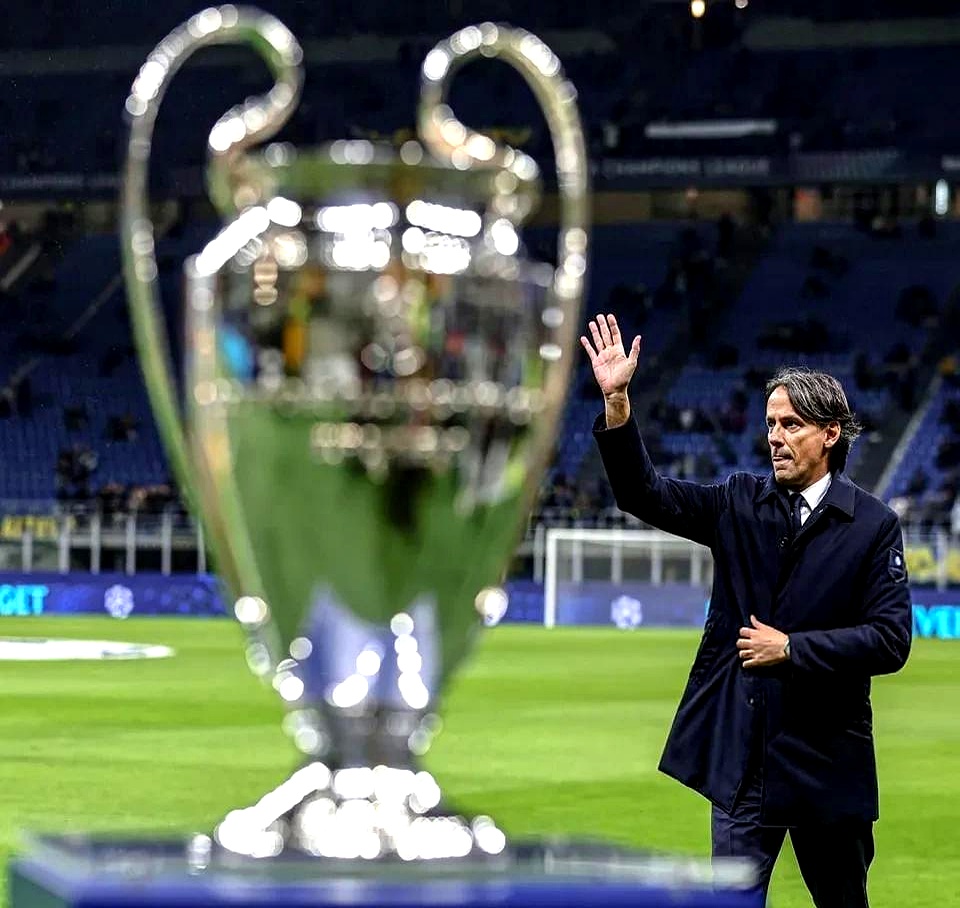 关于今晨体能课后,AC米兰绝杀压哨备战欧冠,气氛紧张,训练强度显著提升的信息 关于今晨体能课后,AC米兰绝杀压哨备战欧冠,气氛紧张,训练强度显著提升的信息